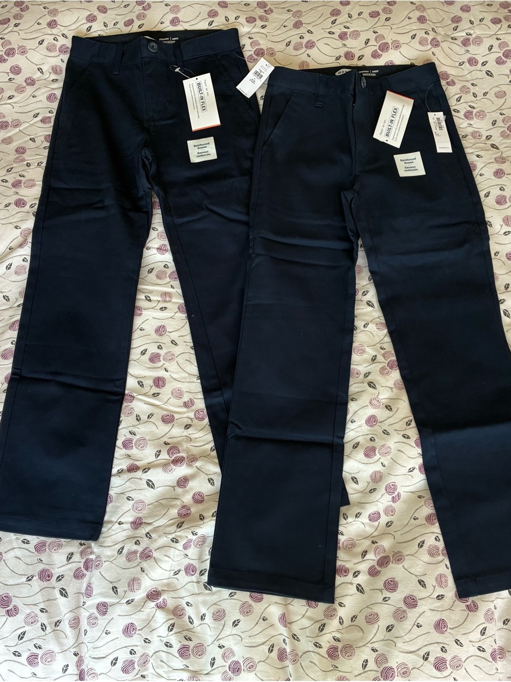 2x Old Navy boys slim uniform pants. Size 8